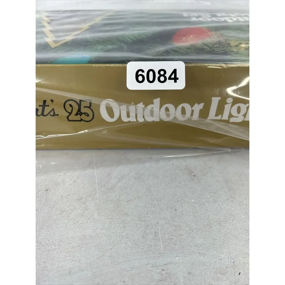 Vtg Hoferts‎ C9 Bulb Clear 25 Pieces Christmas Lights Outdoor Indoor.